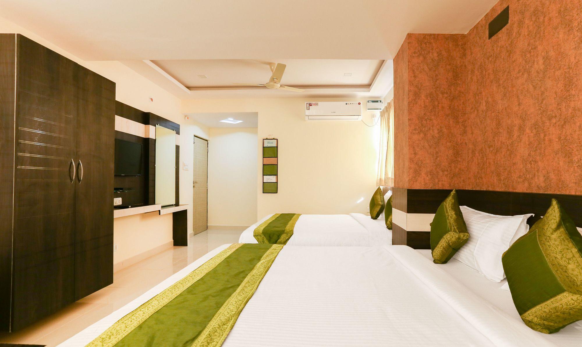 Fabhotel Rotano Suites - Yelahanka Bangalore Buitenkant foto