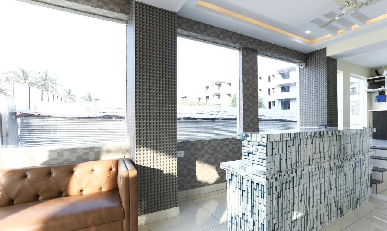 Fabhotel Rotano Suites - Yelahanka Bangalore Buitenkant foto