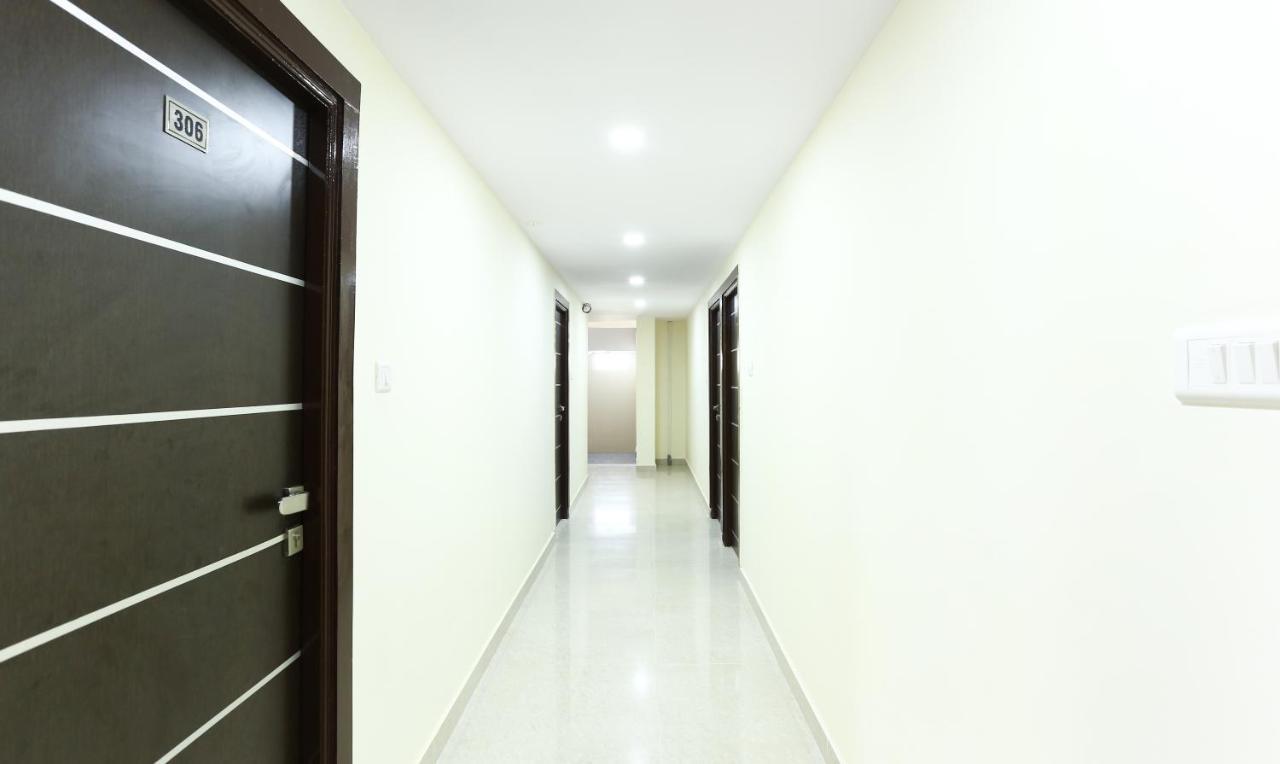 Fabhotel Rotano Suites - Yelahanka Bangalore Buitenkant foto