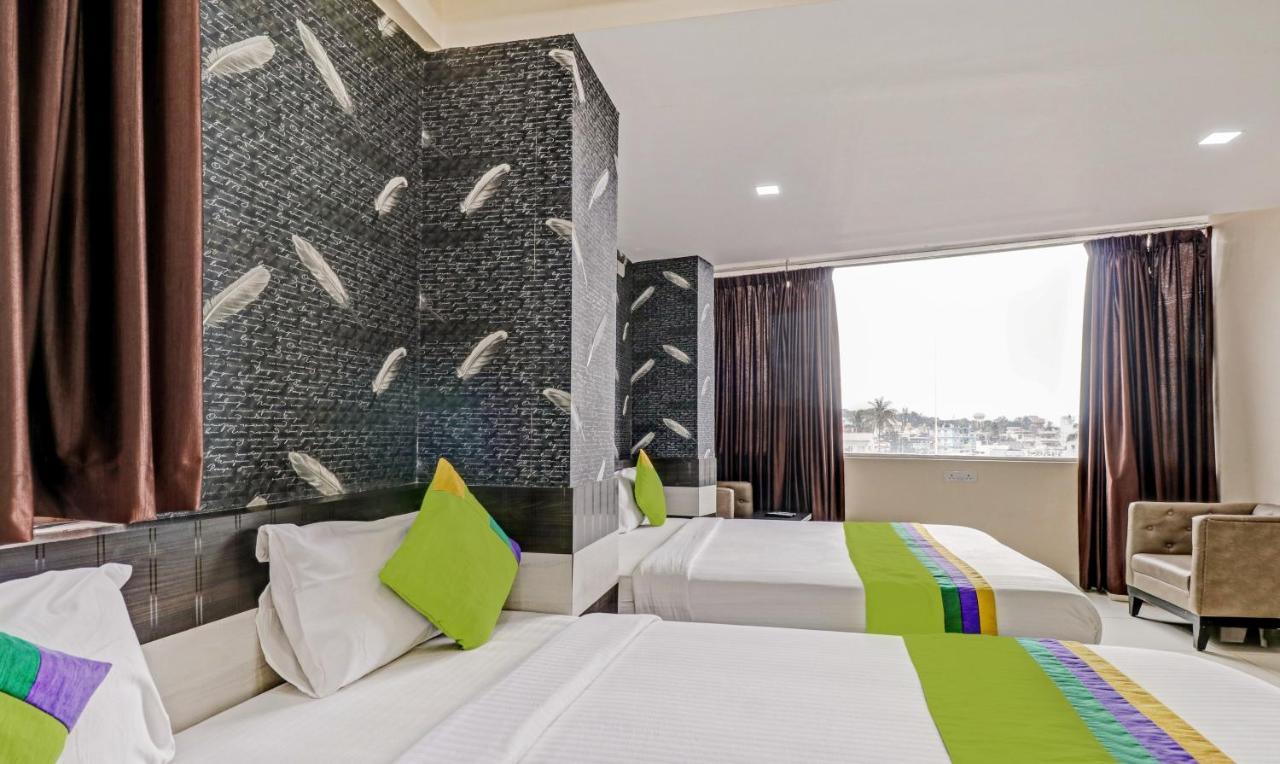 Fabhotel Rotano Suites - Yelahanka Bangalore Buitenkant foto