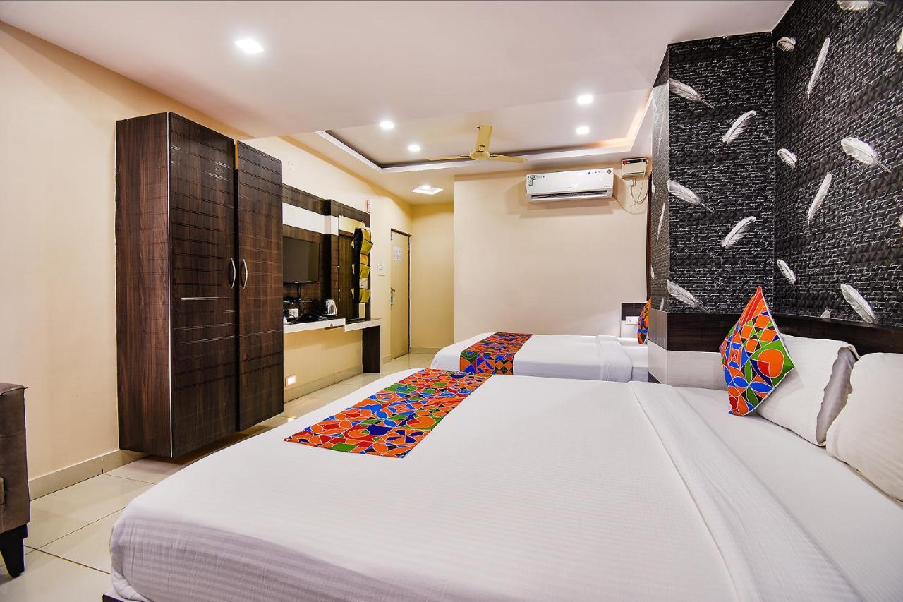 Fabhotel Rotano Suites - Yelahanka Bangalore Buitenkant foto